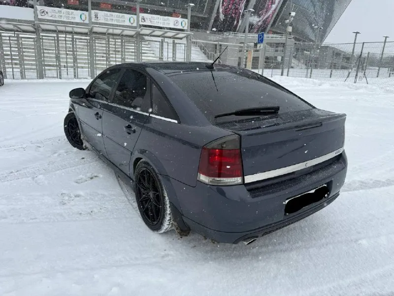 Продам opel vectra c 1.9 дизель. по машине для себя установил контурную подсветку салона. установлен планшет на android, в штатные места. регистратор и камера заднего вида. заводские фары с адаптивным светом. (поворачивают в сторону кручения рули, и подсвечивают слепые зоны) коробка 6 ступка. машина бодрая, резвая и хорошо стоит на дороге. цена 700.000₽ торг. по всем интересующим вопросам звоните +79498520220 📲 tg: @hellchik1 📞 звоните: +7(949)8520220 - фотография - 6