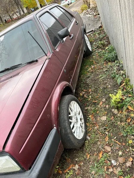 Продам volkswagen жета срочно на ходу 1,8 стоит гас доки 180 продажа по тех паспорту 80 торг не боль... - фотография