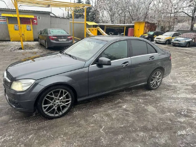 🚗 c класс год: 2008 тип кпп: автоматическая (перебранная) дополнительная информация: продам mercedes-benz c класс. мотор 2.5 v6 (контрактный), сделан выхлоп, стоит рестовая приборка. диски: k&k since 1991 r18, зимняя резина, летняя резина два комплекта салон в хорошем состоянии. 950 000 рублей. есть торг. так же есть интерес к обмену с доплатой в две стороны. любые проверки за ваш счет. номер телефона: +79493369499 - фотография - 4