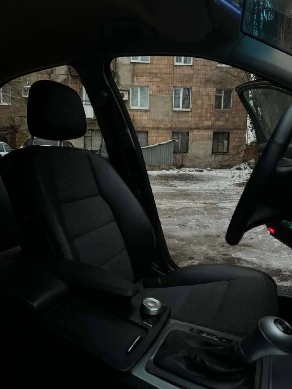 🚗 c класс год: 2008 тип кпп: автоматическая (перебранная) дополнительная информация: продам mercedes-benz c класс. мотор 2.5 v6 (контрактный), сделан выхлоп, стоит рестовая приборка. диски: k&k since 1991 r18, зимняя резина, летняя резина два комплекта салон в хорошем состоянии. 950 000 рублей. есть торг. так же есть интерес к обмену с доплатой в две стороны. любые проверки за ваш счет. номер телефона: +79493369499 - фотография - 6