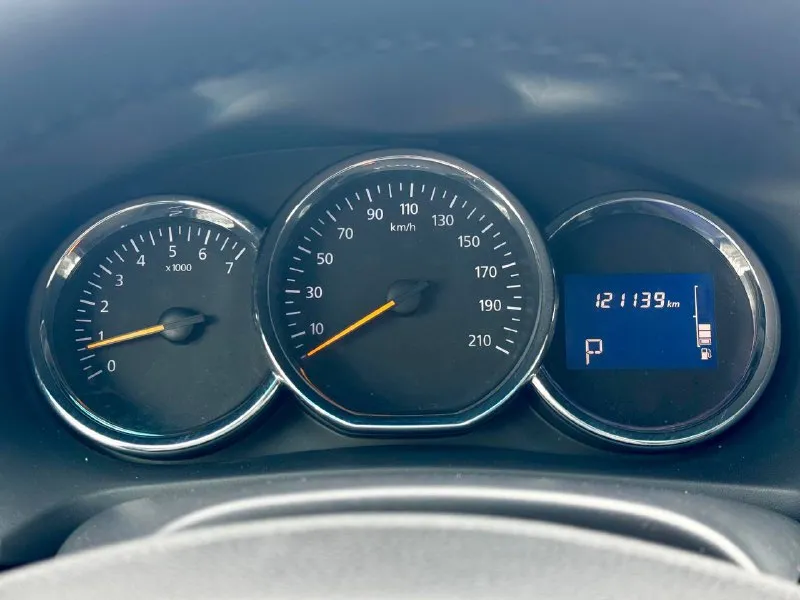 🇫🇷 renault logan 2 ат 💰цена: 830 000р 🏢город: мариуполь 📅год выпуска: 2017 🧾пробег: 121 139км. ⚙️двигатель: 1.6 16v ⛽топливо: бензин ⚙️кпп: автомат 📞 телефон: +7-949-727-41-51 +7-949-551-91-52 +7-989-263-55-56.. . le="background-image:url('//telegram. org/img/emoji/40/e29891.png')">☑️ оцинкованный кузов ☑️ отличное состояние 🚙 двигатель k4m 1.6 16v 102 л. с. самый надежный в линейке, в паре с классическим автоматом. ходовая без посторонних звуков, мягкая, высокий клиренс. ✅ шикарная комплектация: климатконтроль, гур, abs, airbag, полный электропакет, птф, центральный замок, кожаный мультируль, круиз контроль, два комплекта ключей, сигнализация. ❄️ новая зимняя резина. улица шевченко 2️⃣6️⃣9️⃣ 🏦 возможна продажа в кредит по двум документам. - фотография - 10