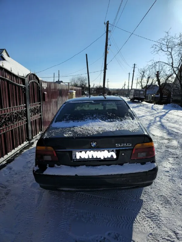 Продам bmw e39 520 m54b22 2001г. пробег 350000, состояние нормальное. цена 700 к. +79493324418 снежное 📲 tg: николай 📞 звоните: +7(949)3324418 - фотография - 2