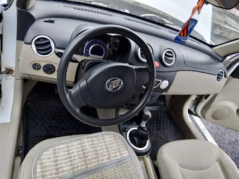 Продам лифан 2011г выпуска максимальной комплектации в отличном состоянии на полном ходу без вложений мотор 1.3 работает отлично не дымит не троит масло не расходует тяга отличная кпп 5 ступка не гудит не выбивает все передачи на месте по ходовой все отлично не стучит не гремит дорогу держит уверенно лкп в отличном состоянии все как на фото по электрике полный порядок все работает от и до все светится повороты стопы аварийка дальний ближний и так далее. печка ташкент работает в любом положении салон чистый ухоженный за авто следили все вопросы по номеру телефона цена 305.000 т. рублей +79491266032 - фотография - 5