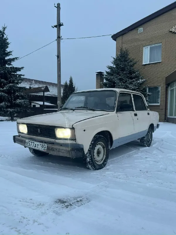 Продаётся ваз 2105 — проверенный и честный друг. машина в отличном техническом состоянии и готова к... - фотография