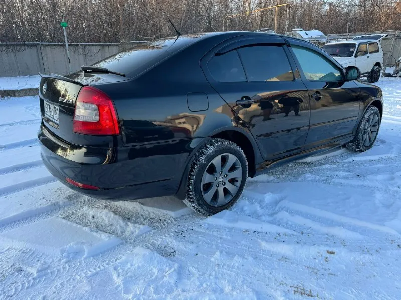 Продам skoda октавия а5 2010 год мотор 1.8т полностью обслужен, масла фильтра, цепь менялось 1000 км назад коробка в отличном состоянии масло поменяно, работает идеально без пинков и рывков новые супорта, тормозные диски и колодки новая зимняя резина 1 stage прошита, едет очень достойно, расход радует стоит дорогой и приятный выхлоп двухзонный климат обслужен и заправлен фреон. подогрев передних и задних сидений музыка болеро хороший свет, регулировки все работает в машине работает все каждая кнопочка. переоформление без проблем продажа от собственника цена 790 000₽ макеевка +79493341707 📞 звоните: +7(949)3341707 - фотография - 7