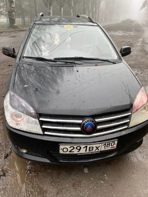 Продам машину geely мк кросс 1.5 год выпуска :2013 не бита, пробег 121640 км нареканий особых нет, прошлой зимой менял коробку, пару дней назад менялись шаровые, подшипники ступичные и опорные, шрус, колодки и суппорт. стоит на 180 регионе, город макеевка. гнили нет, по кузову все четко. стоимость машины 220торг у капота на зимнюю резину)). я хозяин, из минусов нужно поменять датчик хооостого хода (стоит 400 рублей). место нахождения пушка макеевка (возможен обмен). номер телефона ( +7 949 096 4083 анатолий 📞 звоните: +7(949)0964083 - фотография - 2