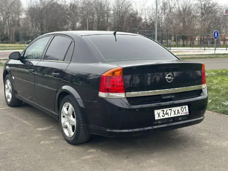 Opel vectra c 2008 1.8 m/t автомобиль в прекрасном состоянии на свои года с одним окрасом и прекрасной техникой. к машине есть история обслуживание на фирменном сто opel. салон без прокурора и потертостей. днище в идеале, моторный отсек сухой. масло не берет. 2 хозяина,2 ключа. подробности по тел. 🚙 пробег 225 000 км 💵 цена 599 000₽ ☎️ +7 (962) 000-78-38 📱 +7 (949) 573-62-32 сергей - фотография - 3