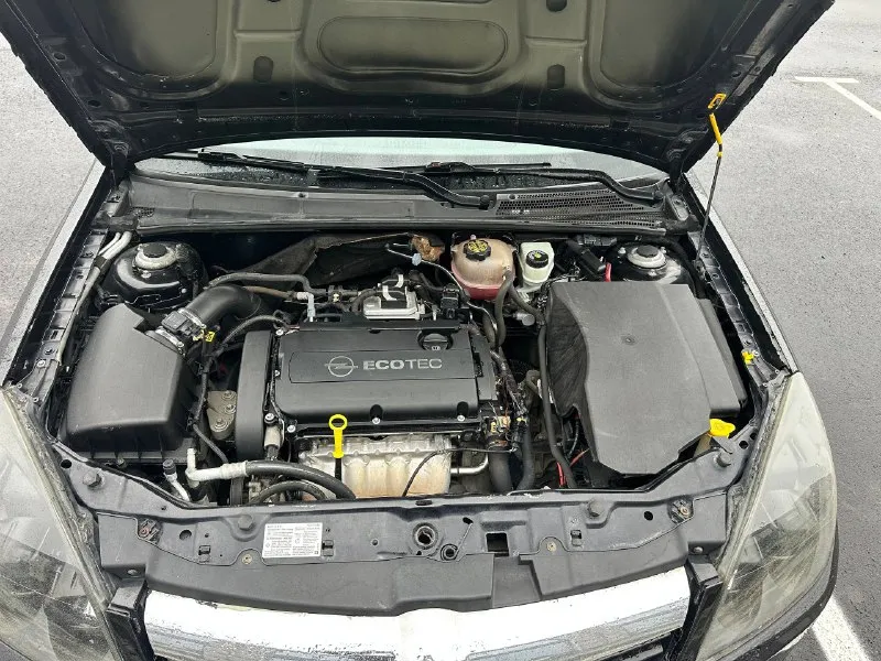 Opel vectra c 2008 1.8 m/t автомобиль в прекрасном состоянии на свои года с одним окрасом и прекрасной техникой. к машине есть история обслуживание на фирменном сто opel. салон без прокурора и потертостей. днище в идеале, моторный отсек сухой. масло не берет. 2 хозяина,2 ключа. подробности по тел. 🚙 пробег 225 000 км 💵 цена 599 000₽ ☎️ +7 (962) 000-78-38 📱 +7 (949) 573-62-32 сергей - фотография - 9