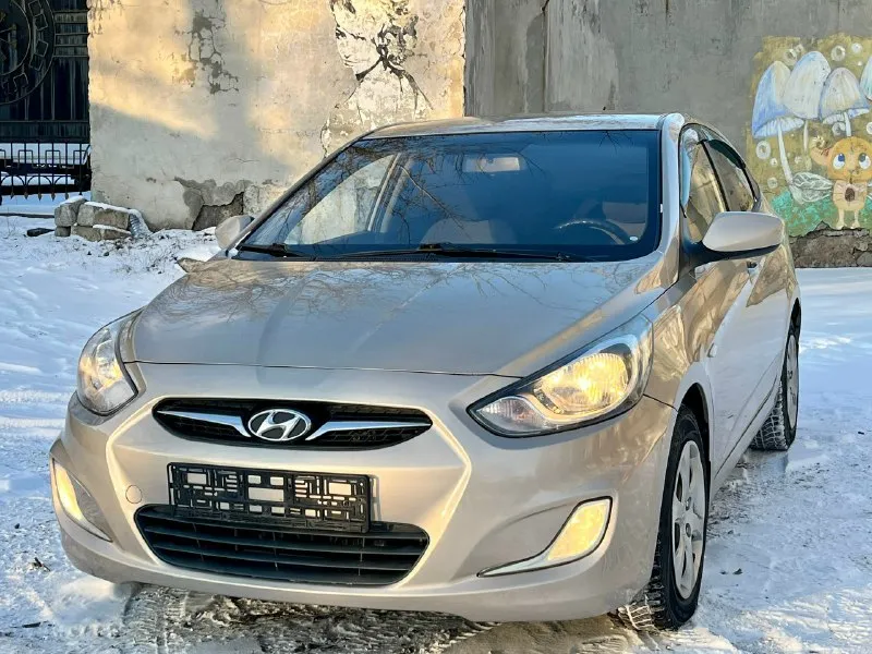 Продам хeндaй солярис ( hyundai solaris) 2012года с пробегом 202000 в хорошей комплектации : кондици... - фотография