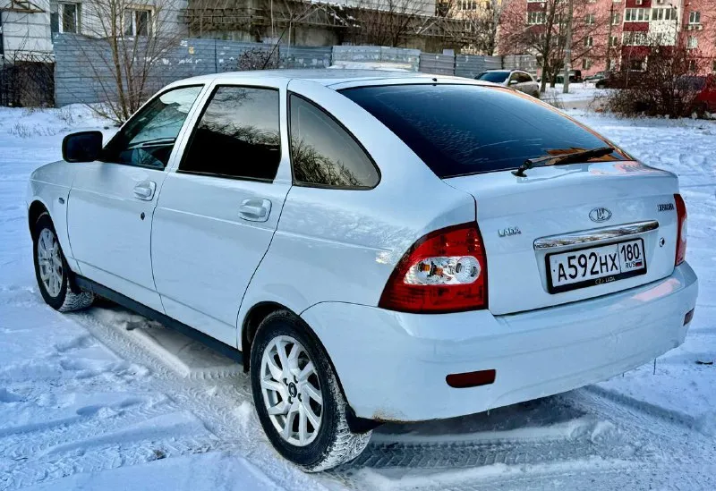 Ваз priora 2013 год, 1.6 16v 140 тыс км пробег продажа от собственника! автотека чистая! автомобиль обслужен весь от и до! вложений не каких не требует вообще! комплектация с кондиционером! без дтп! новая резина зимняя! масла фильтра ролики ремни свечи катушки колодки все новое вкруг любые проверки! салон чист ухоженный! срочно все вопросы по телефону звонить в любое время! цена 480 000 тыс руб! +7949-612-37-14 +7949-401-03-58 так же интересен обмен с моей или вашей доплатой 📞 звоните: +7(949)6123714 - фотография - 4