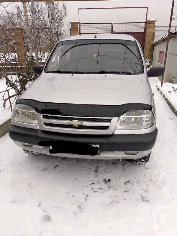 Продам chevrolet niva 2004 год. пробег 163 тыс км. состояние хорошее, но присутствуют возрастные деф... - фотография
