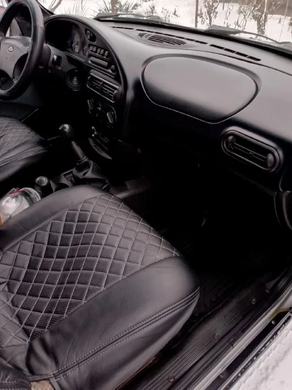 Продам chevrolet niva 2004 год. пробег 163 тыс км. состояние хорошее, но присутствуют возрастные дефекты. новая резина, генератор, гидроусилитель руля, цилиндры сцепления. цена 330 тысяч(торг). звонить по номеру +79498039926 +79497215039 📲 tg: 𝓑𝓪𝓷𝓭𝓻𝔂 ᅠ 📞 звоните: +7(949)8039926 - фотография - 3