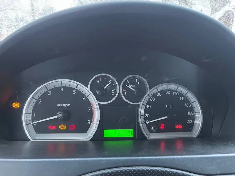 Продам chevrolet aveo год выпуска 2008 пробег 171 тыс двигатель 1.6(16кл) ремень, помпа, поменяны комплектация:кондиционер, абс, подогрев зеркал газ евро 4 италия, бензин(газовое оборудование и фаркоп вписаны) привод передний кузов без дтп и перекрасов стекла родные, включая лобовое сигнализация шериф хорошая аудио система(буфер, два усилителя) имеются следы эксплуатации по кузову стаканы, днище все целое не ржавое автомобиль местный, один хозяин с момента покупки, первый учет на 180 регион к продаже не готовилась смотреть пгт володарское(мариуполь) цена 470 тыс. руб +79497280536 📲 tg: вадик 📞 звоните: +7(949)7280536 - фотография - 7