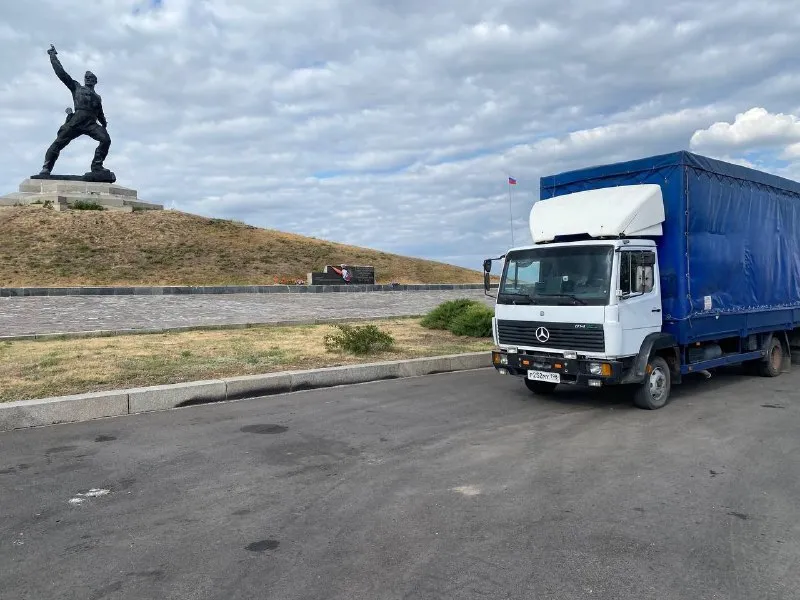 Mercedes 1996 г. в. двиг-4.3(140л. с) грузоподьемность-6т общая масса-12т кпп-5ст размеры кузова: д-6.30. ш-2.45 в-2.6 ( 40куб) автономка, рация, 2-топл. бака 125л/225л(350л)общ. перед. подвеска пневмо-ресора задняя-рессора резина перед 50% задняя 90% на остатке смотреть город первомайск! цена 1.450.000 рублей! остальные вопросы по телефону +79592931677,+79590135211,+79094232966 вопросы писать сюда 👤 📞 звоните: +7(959)2931677 - фотография - 8