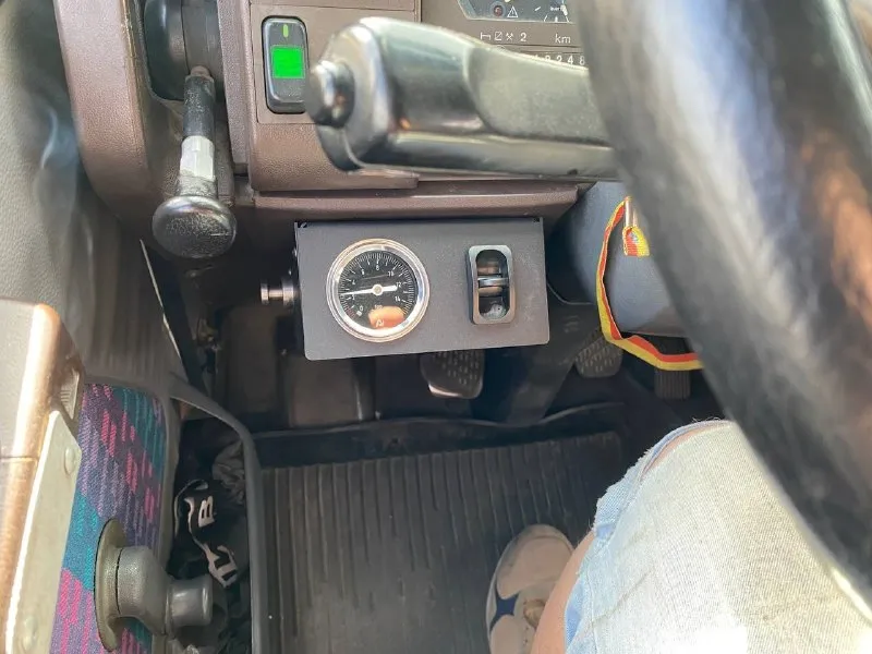 Mercedes 1996 г. в. двиг-4.3(140л. с) грузоподьемность-6т общая масса-12т кпп-5ст размеры кузова: д-6.30. ш-2.45 в-2.6 ( 40куб) автономка, рация, 2-топл. бака 125л/225л(350л)общ. перед. подвеска пневмо-ресора задняя-рессора резина перед 50% задняя 90% на остатке смотреть город первомайск! цена 1.450.000 рублей! остальные вопросы по телефону +79592931677,+79590135211,+79094232966 вопросы писать сюда 👤 📞 звоните: +7(959)2931677 - фотография - 9