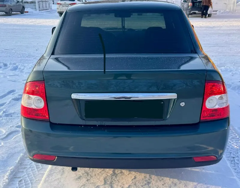 Здравствуйте продажа от собственника ! ваз priora год выпуска конец 2008 описание : автомобиль в хорошем состояние вложений не требует сел и поехал двигатель 1.6 16 v тянет очень бодро работает ровно без лишний звуков. ! масло не кушает ! кпп не хрустит не выбивает ! ходовая часть на 5+ кузов живой. без гнили ! по документам всё чисто без штрафов и запретов. ! салон чистый опрятный не прокуренный ! резина зима новая не штампах ! стоит хорошая качественная аудио система. самбуфер и так далее! все остальные вопросы по телефону цена авто 310.000 торг реальному покупателю ! у капота ! номер для связи +7 (949) 035-92-98! звонить в любое время! от антона громова 📞 звоните: +7(949)0359298 - фотография - 3