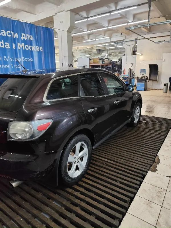 Продам mazda cx-7 2008 год, постоянный учёт, я собственник +7 949 446-15-40 андрей. продег 158 тыс, двигатель 2.3 турбо после капитального ремонта, все чеки и заказ наряды имеются. после ремонта прошла 2 тыс. , новая турбина, коробка автомат, полный привод. комплектация: кожаный салон, безключевой доступ, климат контроль, круиз контроль, система стабилизации esp, усилитель руля, мультируль, полный электро пакет, подогрев передних сидений, электро привод сидений, ксенон линзы, акустическая система bose, датчик дождя, адаптивный свет, люк. автомобиль в полной комплектации, новая летняя резина. дебальцево, цена 1 100 000 т. р. 📞 звоните: +7(949)4461540 - фотография - 6