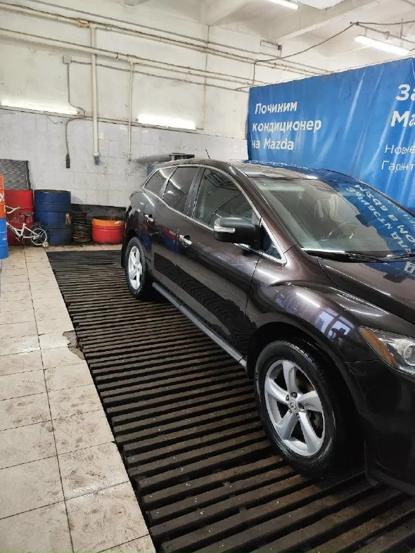 Продам mazda cx-7 2008 год, постоянный учёт, я собственник +7 949 446-15-40 андрей. продег 158 тыс, двигатель 2.3 турбо после капитального ремонта, все чеки и заказ наряды имеются. после ремонта прошла 2 тыс. , новая турбина, коробка автомат, полный привод. комплектация: кожаный салон, безключевой доступ, климат контроль, круиз контроль, система стабилизации esp, усилитель руля, мультируль, полный электро пакет, подогрев передних сидений, электро привод сидений, ксенон линзы, акустическая система bose, датчик дождя, адаптивный свет, люк. автомобиль в полной комплектации, новая летняя резина. дебальцево, цена 1 100 000 т. р. 📞 звоните: +7(949)4461540 - фотография - 8