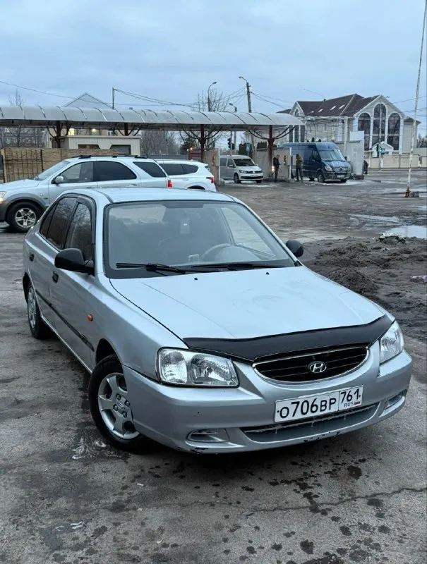 Hyundai accent ( хендэ акцент) 2006г 1.5л/102л. с. автомобиль 4 дня назад был полностью отхимчищен, сидения, ковролин, пластик, багажник документы кристально чистые, любые переоформления мрэо комплектация гур, кондер, печка, все работает отлично двигатель надёжный корейский 1.5, не дымит, на холостом работает ровно коробка без нареканий, не выбивает, переключается без лишних звуков, сцепление так же без нареканий машина не гнилая, имеются не значительные ньюансы по кузову, все видно на фото цена 245.000 осмотр любое время г. донецк возможен пригон по договоренности +79494036874 - фотография - 1