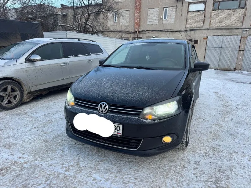 Продам фольксваген поло 2011 года акпп двигатель коробка работает отлично хорошая комплектация все р... - фотография