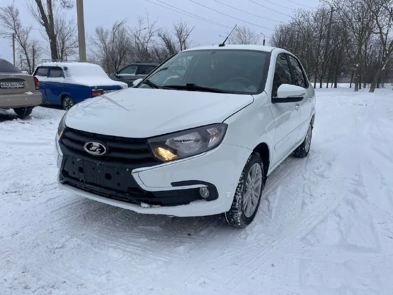 Продам ваз granta 2019г. автомат 1.6 16v 60 000 пробег 1 хозяин с салона комплектация: -коробка авто... - фотография