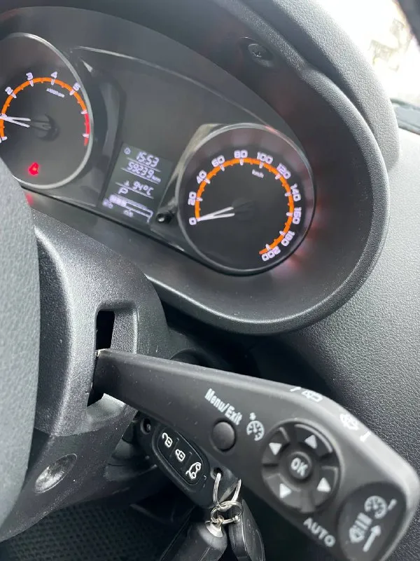 Продам ваз granta 2019г. автомат 1.6 16v 60 000 пробег 1 хозяин с салона комплектация: -коробка автомат -климат контроль -подогрев сидений -подушка безопасности -подогрев лобового -лифт сидений -круиз контроль -литые диски r15 резина пирели -сигнализация с автозапуском -электро зеркала, мультимедиа, шумоизоляция -паук стингер 4-1 вложений не требует сел и поехал. цена 850 000 тел. +79496788738 📲 tg: гурген кутаиси 📞 звоните: +7(949)6788738 - фотография - 10