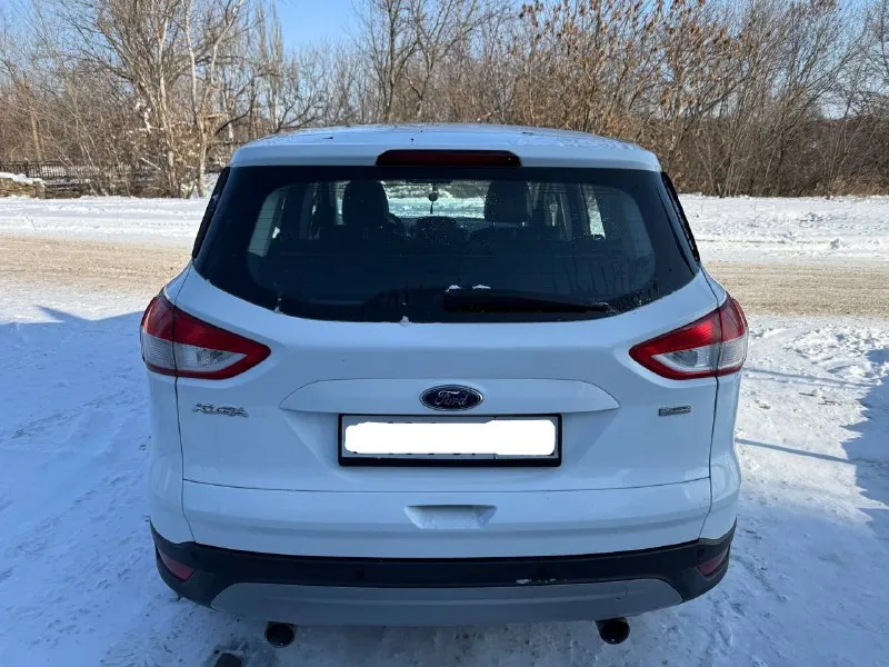 Ford kuga 2013 года, бензиновый двигатель 1.6, механическая коробка передач. два собственника по птс. подтвержденный оригинальный пробег — 168 000 км. vin для проверки z6faxxesmadu12529 автомобиль в отличном состоянии: - оцинкованный кузов, защищен от коррозии. - все стекла оригинальные, включая лобовое. - двигатель работает ровно, без посторонних шумов и ошибок. - коробка передач плавная, ходовая часть без стуков. в комплекте: полный набор ключей и сервисная книжка. документы в полном порядке, продажа с официальным оформлением. цена 950 000 рублей город: донецк. телефон для связи: +7 (949) 983-13-86. 📞 звоните: +7(949)9831386 - фотография - 5