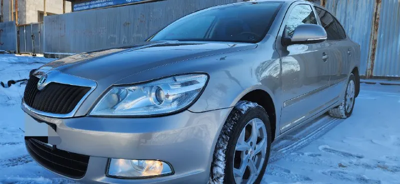 Skoda октавия а5, состояние на твёрдую 5ку, год выпуска 2012, двигатель 1.6 bfe, ходовая как мячик,... - фотография