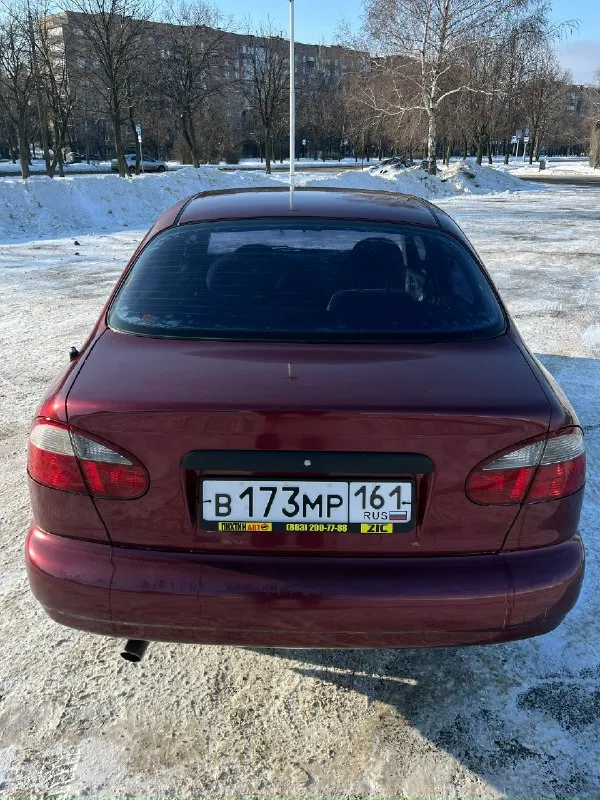 Daewoo lanos sx 1.5 (он же заз ланос, chevrolet lanos, chance, doninvest assol ). дкп стс птс оригинал! переоформление в мрэо без проблем. родной пробег 176600км, подтвержденный автотекой! реально живой хозяйский автомобиль. двигатель коробка отлично. мотор весь сухой, чистый, без подтёков, не дымит. кузов хороший, состояние без гнили, без дыр. дно идеальное, пороги норм, стаканы, лонжероны целые. по электрике все исправно. печка, свет, дворники, музыка, кондей, гур, 4эсп - всё работает! лед лампы в фарах, птф спереди и сзади работают. ходовка на отлично, ничего делать не надо. резина хорошая шиповка зима. машина полностью обслужена. вложений не требует вообще! цена: 285000₽(хороший торг по факту) город донецк +79495037001 📞 звоните: +7(949)5037001 - фотография - 3