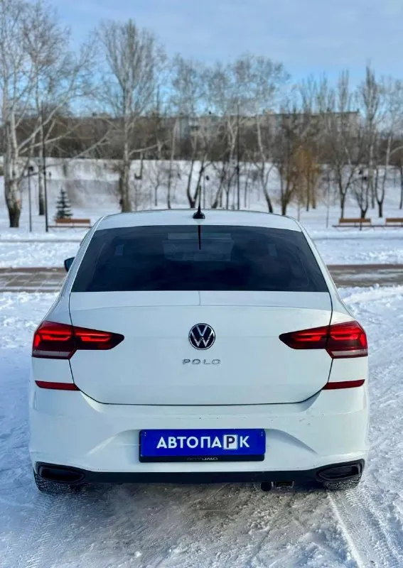 🇩🇪volkswagen polo 💰цена: 1 120 000р 🏢город: мариуполь 📅год выпуска: 2022 🧾пробег: 170 524км. ⚙️двигатель: 1.6 ⛽топливо: бензин/газ ⚙️кпп: механика 📞 телефон: +7-949-727-41-51 +7-949-551-91-52 +7-989-263-55-56 💾описание: ✔️два владельца ✔️родная краска 100% ✔️вместительный кузов лифтбэк ⛽️ гбо евро-4 с отметкой в птс ✔️шикарная комплектация: кондиционер, 5-ти ступенчатая механика, полный электропакет, штатная магнитола с androidavto и apple carplay, глонасс, отличная зимняя резина. улица шевченко 269 🏦 возможна продажа в кредит по двум документам. - фотография - 5