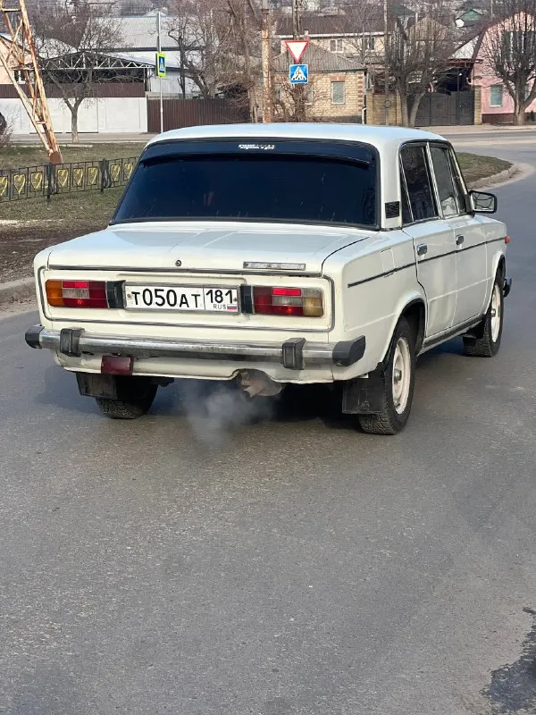 Продам ваз 2106 год выпуска 1989 машина вся исправлена продажа с номерами 1.3 работает как часики без всяких лишних звуков кпп 4-х ступка все передачи включаются не выбивает не хрустит ходовая вся перебиралась не стучит не гремит по ямкам как мячик резина зима ❄ салон ухоженный чистый приятный по документам порядок оформление по договору купли продажи цена 125.000 возможен обмен г. луганск тел +79598141018 📞 звоните: +7(959)8141018 - фотография - 5