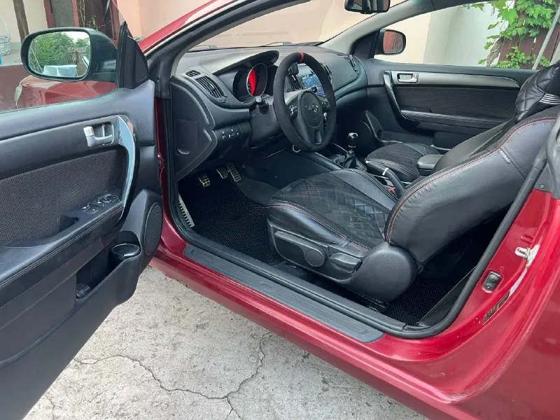 Продам kia cerato coup 2010г 2 литра (150 лс) 6 ст механика машина технически в отличном состоянии, небыло ни одного дтп, отчет по авто максимально чистый пробег 240 тысяч, болячки мотора устранены, кат вырезан, капиталку (с гильзовкой) делал около 30 тысяч назад в краснодаре на хорошем сто, с гарантией на пробег 100 тыс. И всей документацией, новый генератор и стартер и еще много чего, пишите всё расскажу салон в идеале, каждая кнопка работает, магнитола с камерой заднего вида и регистратором подогревы сидений, мультируль, круиз контроль, датчик света, климат контроль работает отлично огромные безрамочные двери, не провисли приятный раздвоенный выхлоп, крыша закатана в черную пленку 17е диски резина зима и лето машина вторая в семье, сейчас просто стоит цена: 750к торг +7 949 4382473 (только телеграмм) +7 995 4988125 донецк-макеевка
📞 Звоните: +7(949)4382473 - фотография - 2