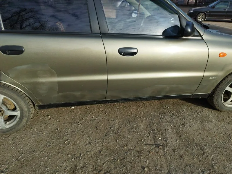 Daewoo ланос поляк, 2007г. двиг. 1.5, 8кл. коробка и двиг. опель, есть кондёр 2 эсп. , обогрев зад. стекла, газ-бензин. покраска заводская. дно бордюры и стаканы целые. один хозяин. пробег 140 тыс. один хозяин. (180регион) фары двиг. , коробка, сцепление все хорошо. не работает кондёр, есть подкрасы по кузову. 380 тыс. торг. макеевка центр, +79493871558 📞 звоните: +7(949)3871558 - фотография - 6