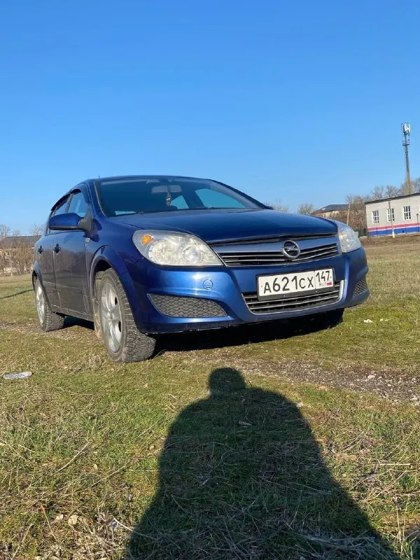 Продам опель астра 2007год. 1,6 механика. 253100пробег. автомобиль в отличном состоянии для своего года 🔥 полностью обслужен. по технике без нареканий! кузов ровный, красивый, без каких либо дефектов. салон в идеале. двигатель масло не ест, от слова совсем. ходовая часть на отлично. коробка без нареканий. удален катализатор, что соотвественно прибавило мощности авто, очень резво едет👍 переоформление без проблем. авто находится в новотроицком. цена 500, торг возле машины! +79497180655 - фотография - 8