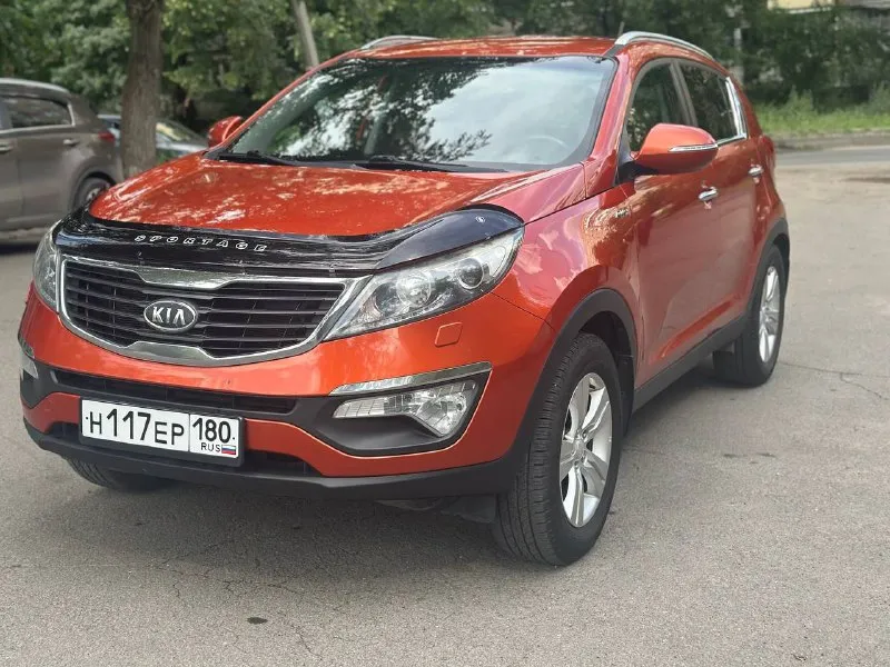 🚗 Sportage
Год: 2011
Тип кпп: автоматическая
Пробег 200000км
Двигатель гильзован
Обьем 2.0
Привод:полный
Без дтп
Дополнительная информация:
Мотор и коробка идеально работает, нареканий никаких нет
За автомобилем следили, вовремя проходил то
Кузов без гнили и рыжиков.
В дтп не участвовала,
Салон очень ухоженный и опрятный
Предмаксимальная комплектация:
Старт-стоп, подогрев сидений, мульти руль, 2 ключа, датчик дождя, датчик света, автоскладывание зеркал, система помощи при спуске с горы, климат-контроль, круиз-контроль
Цена: 1200000+торг
Собственник
+79493471173 - фотография - 2