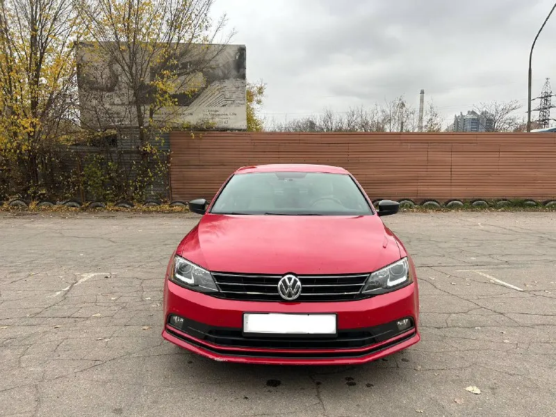Продам volkswagen jetta 1.8 turbo gen3 год выпуска: 2016 пробег: 110.000 км камера заднего вида, кон... - фотография