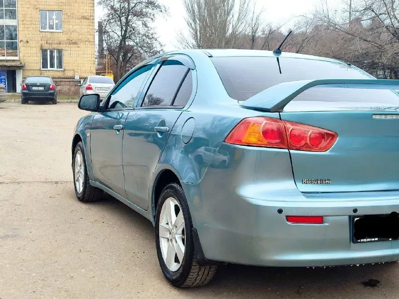 Продам авто mitsubishi lancer x 2008г в хорошем состоянии объём 1.8 ( подрулевые лепестки мульти руль, бортовой компьютер, четыре стеклоподъёмника, эл зеркала с подогревом, подогрев сидений, климат контроль, кондиционер, ухоженный салон, диски, пробег 241 цена 650 т. р торг +7 949 406-30-08 📲 tg: @avto_sklass 📞 звоните: +7(949)4063008 - фотография - 4