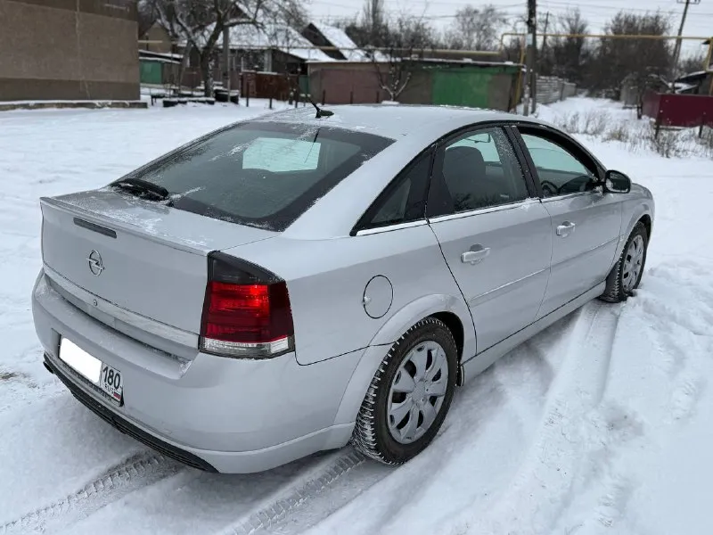 Opel vectra, 2002 год двигатель 1.8 бензин (газ пропан вписан ) механическая коробка, родной пробег 252000км vin: wolozcf6838039373 хорошее состояние стекла все заводские включая лобовое, кузов оцинкованный без коррозии. мотор коробка на 5, новая зимняя резина, летняя в комплекте. стоит на 180 регионе продажа от собственника! автомобиль готов к проверкам на сто, состояние сел и поехал. цена 470 000 г. донецк +79493710826 - фотография - 8