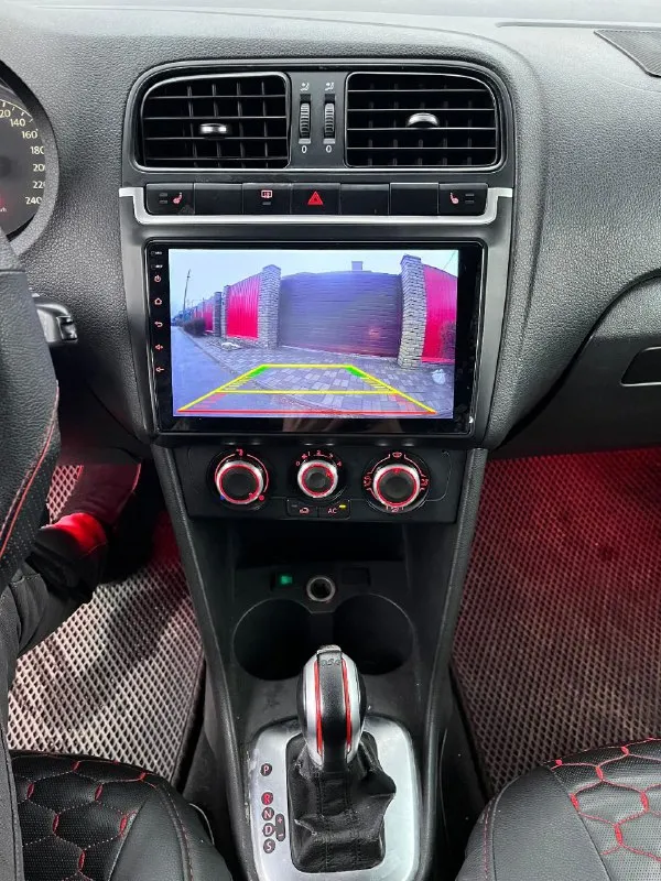 Volkswagen polo 2013 год выпуска коробка автомат aisin двигатель 1.6 комплектация; кондиционер 4 стеклоподъемника подогревы сидений подушки безопасности магнитола teyes 9 дюймов камера заднего вида led противотуманные фары led лампы в фарах вспышки фсо 2 пары установлен хороший выхлоп прошита под евро 2 едет очень достойно вложений не требует масло не расходует коробка не пинает не затягивает расходники поменяны новые шипованные шины собственник цена 820.000 тысяч рублей торг обоснованный +79495914279 - фотография - 7