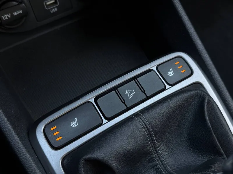 ❗️в продаже❗️ hyundai creta 2019 год выпуска 1.6 бензин мкпп пробег 145.600 км ✅ 1 владелец ✅ передняя часть в бронепленке ✅новая зимняя резина, тормозные диски, сцепление. ✅ отличный внешний вид ✅ богатая комплектация ✅ отличное тех. состояние 💰1.499.000 🔥 ☎️+7(905)-654-77-36📞 - фотография - 8