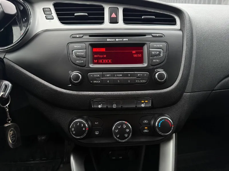 ❗️В продаже❗️
Kia ceed
2015 Год выпуска
1.6 Бензин мкпп
Пробег 193.000 км
✅ 2 Владельца
✅ Отличный внешний вид
✅ Богатая комплектация
✅ Отличное тех. Состояние
💰950.000 ₽ 🔥
☎️+7(905)-654-77-36📞 - фотография - 10