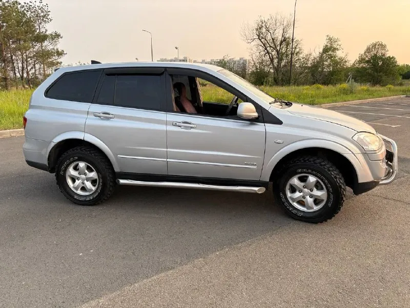 Продам свой кайрон 2010года с родным пробегом 182т. км, 4е поколение узаконено, фаркоп(тсу с отметкой в стс). машинка пооолностью обслужена, все стёкла родные, даже лобовое, исправная, на новой резине dunlop, музыка на андроиде, без гнили, рыжиков владею не один год, не пригон!!!цена 1🍋200тыс. р.-он этих денег стоит! тел. +79490429414 📲 tg: юрий 📞 звоните: +7(949)0429414 - фотография - 2