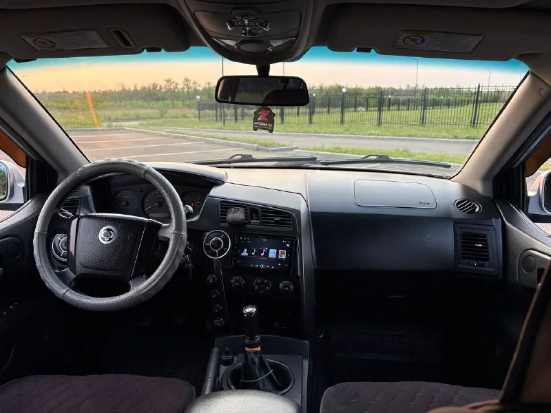 Продам свой кайрон 2010года с родным пробегом 182т. км, 4е поколение узаконено, фаркоп(тсу с отметкой в стс). машинка пооолностью обслужена, все стёкла родные, даже лобовое, исправная, на новой резине dunlop, музыка на андроиде, без гнили, рыжиков владею не один год, не пригон!!!цена 1🍋200тыс. р.-он этих денег стоит! тел. +79490429414 📲 tg: юрий 📞 звоните: +7(949)0429414 - фотография - 3