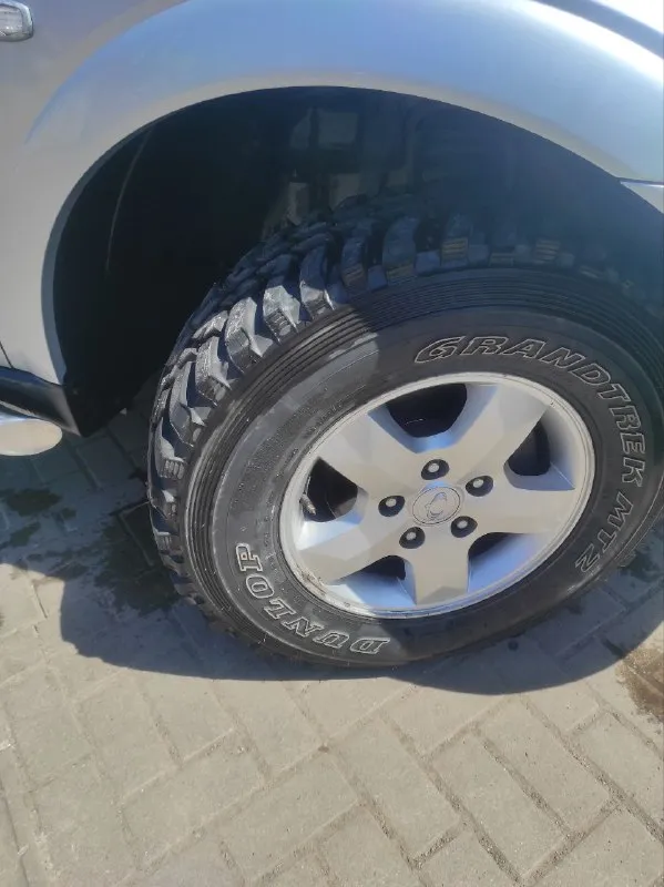 Продам свой кайрон 2010года с родным пробегом 182т. км, 4е поколение узаконено, фаркоп(тсу с отметкой в стс). машинка пооолностью обслужена, все стёкла родные, даже лобовое, исправная, на новой резине dunlop, музыка на андроиде, без гнили, рыжиков владею не один год, не пригон!!!цена 1🍋200тыс. р.-он этих денег стоит! тел. +79490429414 📲 tg: юрий 📞 звоните: +7(949)0429414 - фотография - 5