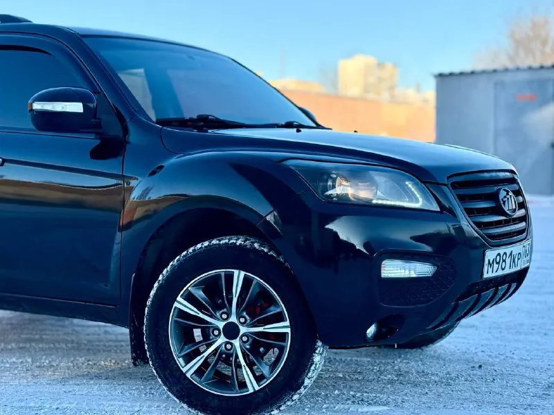 Продам lifan x 60. 1,8 объём, 2012 г пробег 138 т, авто в идеальном состоянии без рыжиков не гнилой,... - фотография