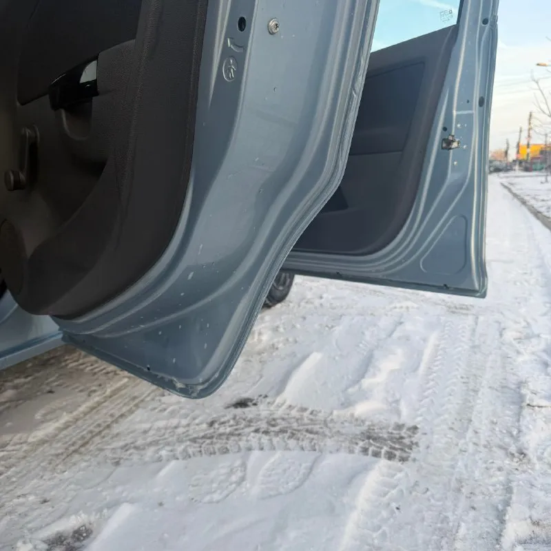 Opel корса 2009 год выпуска один владелец по птс машина вся в заводском окрасе дно в отличном состоянии рыжики, гниль отсутствует двигатель, коробка без нареканий авs еср кондиционер (рабочий) элекрорегулеровка зеркал хорошая зимняя резина салон в отличном состоянии заводской парктроник стеклоподъемники с доводчиками родные стекла 395000₽ разумный торг у капота +7 (949) 487-64-07 📞 звоните: +7(949)4876407 - фотография - 8