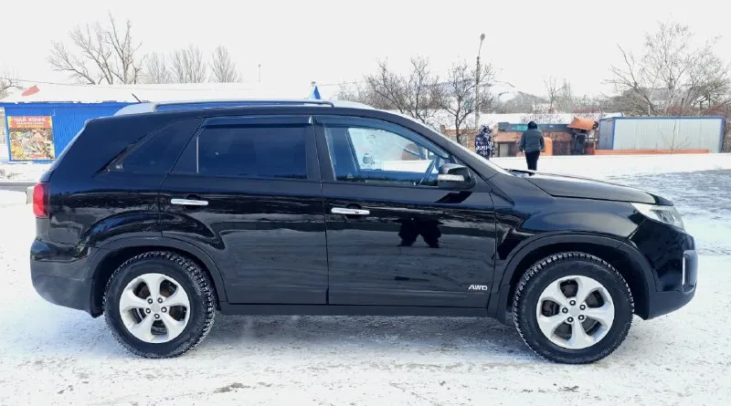 🚗🅰️🅰️срочно kia sorento 7 мест 📅год выпуска: 2013 📦кпп: автомат ⚙️двигатель:2.4л 💴цена: 1.350т₽ 🗺️пробег:180.000 км объем 2.4 -полностью обслужена -усилитель руля -круиз контроль -4 эл стеклоподъёмника - зеркала с подогревом и эл складыванием -датчик света -датчик дождя -мультируль -акустика, aux, usb - подушки безопасности (airbag), abs, esp. 📞 🇷🇺 звоните: +7-949-8307562 +79494660985 - фотография - 3