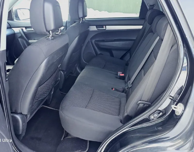 🚗🅰️🅰️срочно kia sorento 7 мест 📅год выпуска: 2013 📦кпп: автомат ⚙️двигатель:2.4л 💴цена: 1.350т₽ 🗺️пробег:180.000 км объем 2.4 -полностью обслужена -усилитель руля -круиз контроль -4 эл стеклоподъёмника - зеркала с подогревом и эл складыванием -датчик света -датчик дождя -мультируль -акустика, aux, usb - подушки безопасности (airbag), abs, esp. 📞 🇷🇺 звоните: +7-949-8307562 +79494660985 - фотография - 7