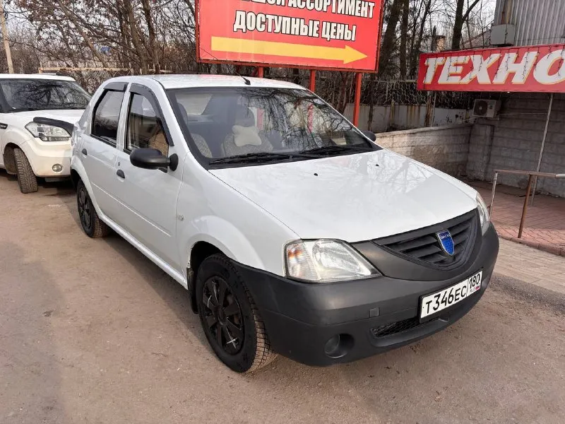 Срочно🔥🔥🔥🔥 dacia logan 1.4 mt 2007 пробег 119 тыс владелец один. машина в хорошем состоянии. ездил аккуратно. летняя резина на дисках r15 полностью обслужена сел да поехал. полное переоформление. 450тыс +79494536343 владислав - фотография - 2