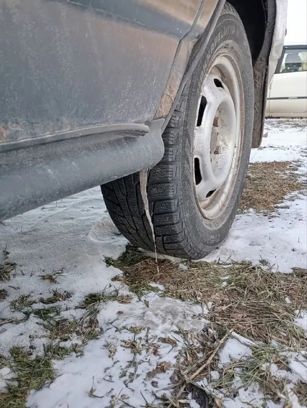 Добрый день ваз 2110 2002 год мотор масло не берет в хорошем состояние ходовка в хорошем состояние,... - фотография
